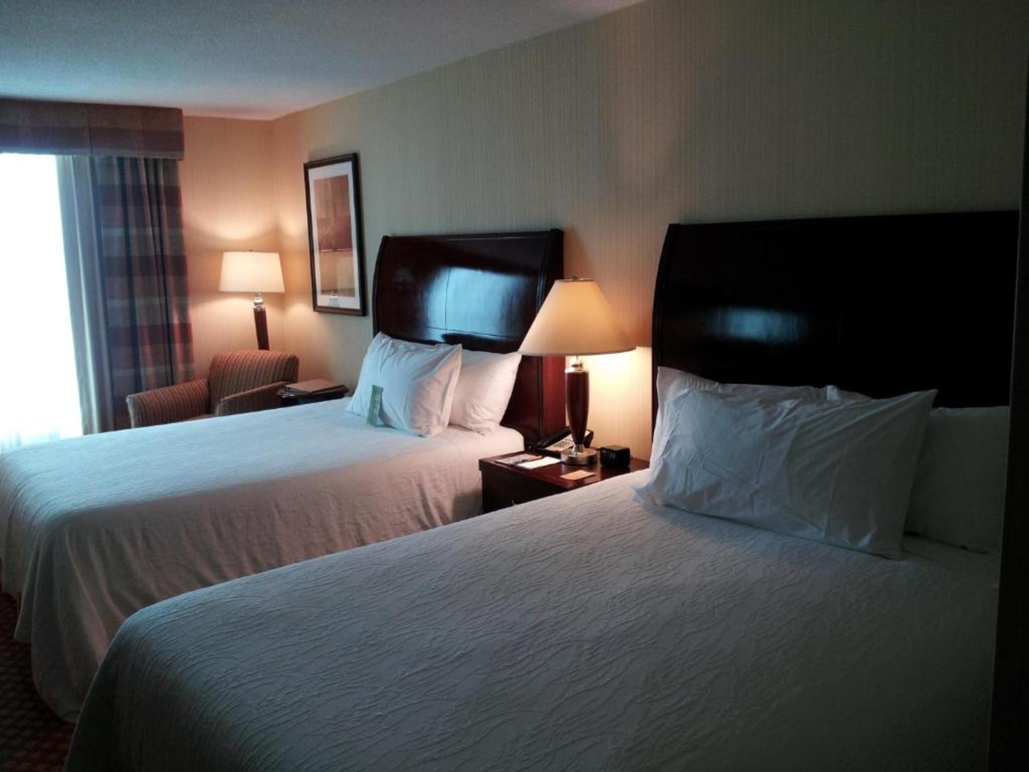 Hilton Garden Inn Toronto Airport Mississauga Exterior photo